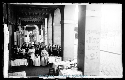 Arcades de la poissonnerie (vue des)