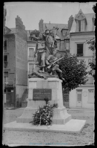 Monument commémoratif, guerre 1870-1871 (vue du)
