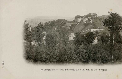 Arques. - Vue générale du Château et de la vallée