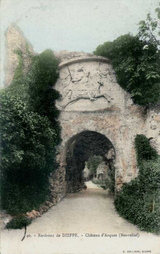 Environs de DIEPPE. - Château d'Arques (Bas-relief)