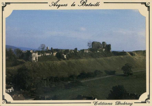 ARQUES LA BATAILLE (Seine-Maritime) Le château, dont le donjon du 12è siècle, est l'une des plus intéressants de nos ruines féodales.