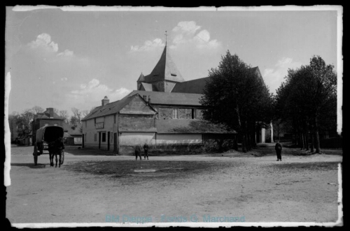 Maison derrière l'église (vue d'une)