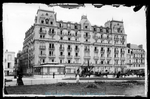 « Hôtel Royal » et annexe de l' « Hôtel du Rhin » (vue de l')