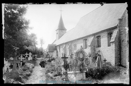 Cimetière et église (vue du)