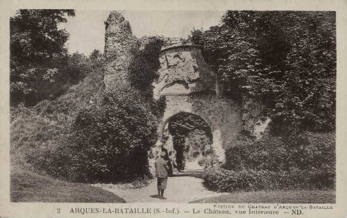 ARQUES-LA-BATAILLE (..-Inf.). - Le Château, vue Intérieure – ND.