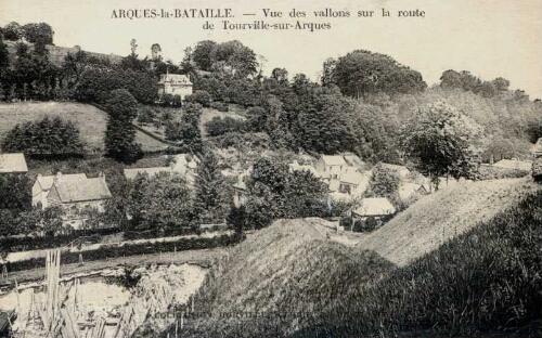 ARQUES-la-BATAILLE. - Vue des vallons sur la route de Tourville-sur-Arques