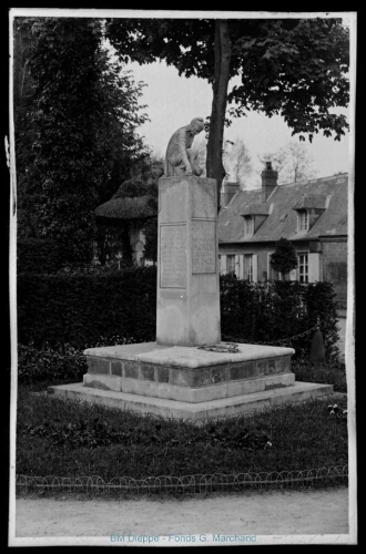 Monument commémoratif 1914-1918 (vue du)