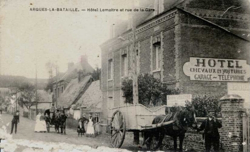 ARQUES-LA-BATAILLE. - Hôtel Lemaître et rue de la Gare.
